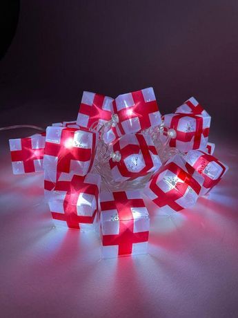 Гирлянда светодиодная Нить Подарки 3 м холодный свет, 220V, ENIN-3P IP20 (24/192) | Б0041895 ЭРА