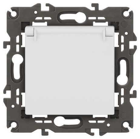 Розетка Elegance 14-2103-01 16А 250В IP20 Made In China арт. Б0034278