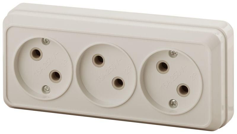 Розетка однофазная тройная наружная (открытой установки) без шторок слоновая кость 16А 250В IP20 2-205-02 Intro Quadro - Б0053813 ЭРА