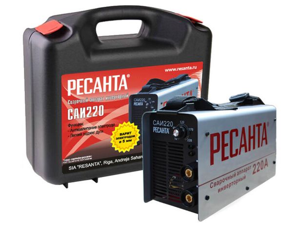 Сварочный аппарат инверторный САИ 220 в кейсе | 65/22 РЕСАНТА Huter