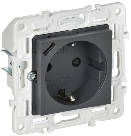 Розетка SKANDY 18Вт 16А с заземл. защ. шторки USB C SK-R17T титан IEK SK-R14-16-U14-018-K48