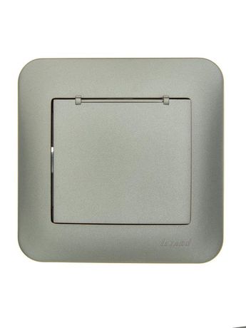 Розетка 1-м СП ASTI 16А IP20 с заземл. крышкой термопласт в сборе платина. LEZARD 7081-3535-123В 7081-3535-123B