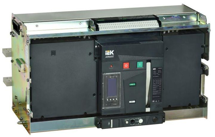 Выключатель автоматический воздушный ARMAT выдвижного исполнения 4P G 125кА 4000А расцепитель TY с комплектом аксессуаров 220В: мотор привод катушка включения отключения - AR-ACB-4VG-125-4000A-TYCF IEK