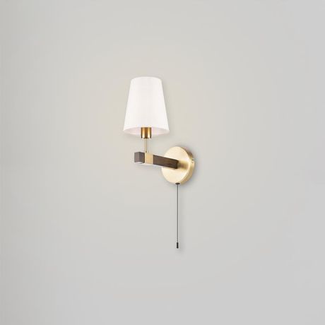 Светильник настенный (бра) Fusion E14х1 40Вт IP 20 Freya FR5268WL-01B