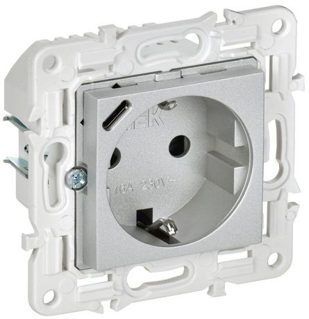 Розетка SKANDY 18Вт 16А с заземл. защ. шторки USB C SK-R17S серебр. IEK SK-R14-16-U14-018-K23