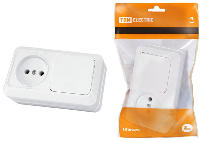 Блок комбинированный выкл. 1-кл. 10А + розетка 2П 250В БКВР IP20 белый "Ладога" | SQ1801-0105 TDM