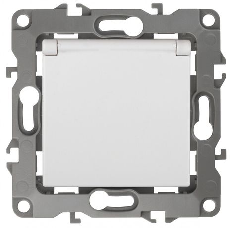 Розетка 1-м СП Эра12 12-2003-01 16А IP20 250В 2P+E Schuko защ. шторки крышка без лапок механизм бел. Эра Б0038806
