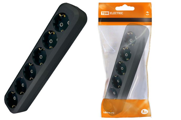 Колодка розеточная 6 гнезд 2П+З 16А 250В черная | SQ1806-0139 TDM