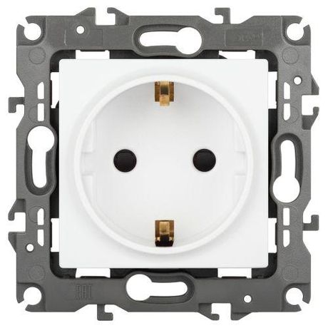 Розетка однофазная скрытого монтажа, в рамку с заземлением со шторками белый матовый 16А 250В IP20 автоматические (безвинтовые) зажимы 12-2102-01М Эра 12 - Б0065661