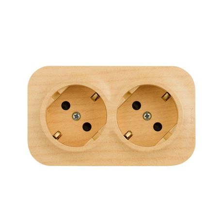 Розетка 2-местная для открытой установки с заземлением защитными шторками предварительным подключением 16А дерево QUTEO - 782287 Legrand