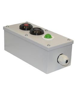 Пост управления ПКУ-15-21.131-40У2 (1хСКЛ11 зел. 220В + 1хКЕ011/2(1з+1р) черн. красн. PG-19) Электротехник ET008541