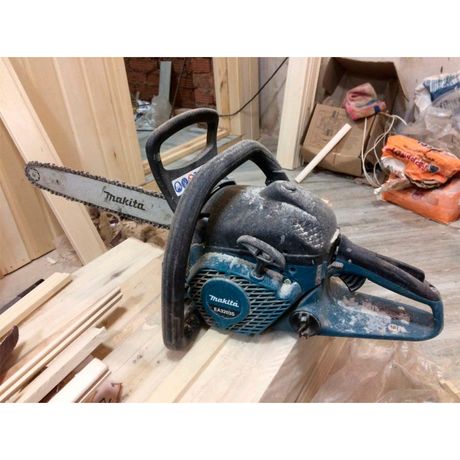 Пила цепная бензиновая Makita 1.81 л.с. 40 см (16") шаг 3/8" паз 1.3 мм EA3203S40B