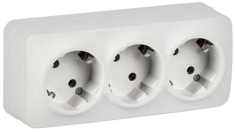 Розетка 3-м ОП GLORY РС23-3-ХБм 16А с заземл. без защ. шторок бел. матов. IEK ERH31-K01M-16