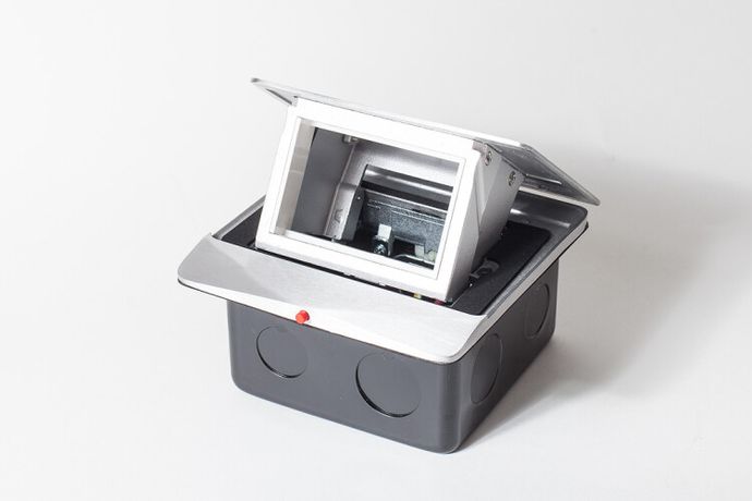Люк на 1.5 поста(45*45)алюминий,с металлической коробкой IP44 | 300002 SPL