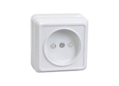 Розетка 1-м ОП Октава РСш20-2-ОБ 10А IP20 без заземл. защ. шторки бел. IEK ERO13-K01-10-DC