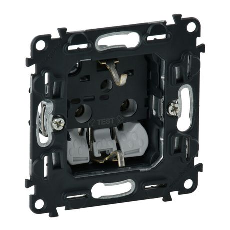 Розетка 1-м СП Valena In'matic 16А IP20 250В 2P+E безвинтов. клеммы механизм Leg 753021 Legrand