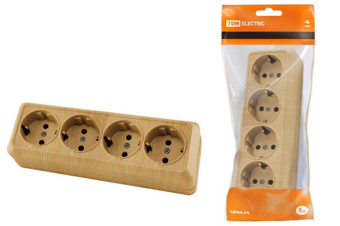 Розетка 4-х местная горизонтальная 2П+3 открытой установки IP20 16A сосна "Ладога" | SQ1801-0430 TDM