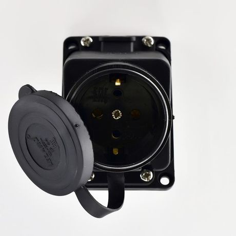 Розетка наклонная 2Р+РЕ 1х16А 220v (каучук) - 106-0400-0104/104 LEZARD