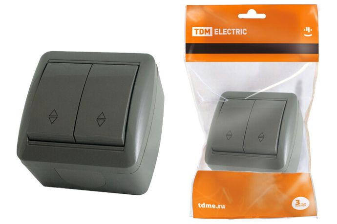 Выключатель на 2 направления 2-кл. открытой установки IP44 10А серый "Селигер" | SQ1818-0112 TDM