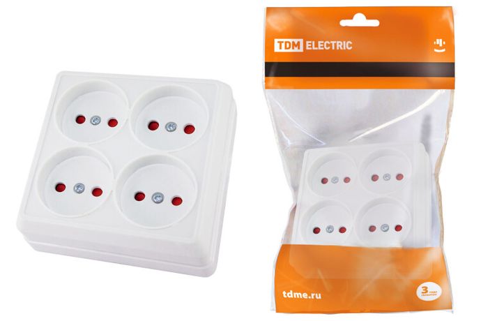 Розетка четырехместная 2П открытой установки IP20 10A с защитными шторками белая "Ладога" | SQ1801-0121 TDM