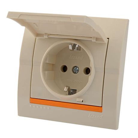Розетка 1-м СП Deriy с заземл. защ. крышкой бакелит крем./крем. LEZARD 702-0303-123B