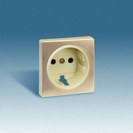 Накладка розетки Simon82 с заземл. шампань/сл. кость 82041-64