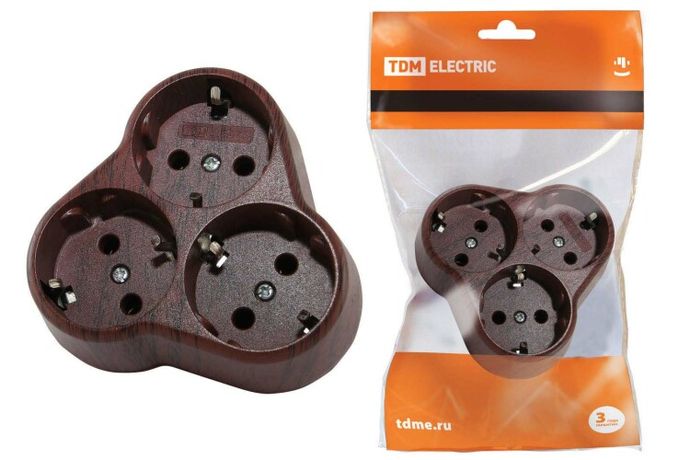 Блок на 3 гнезда 2П+З круглый 16А 250B "Эко" (бук) | SQ1806-0082 TDM