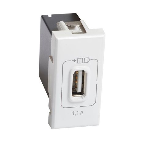 Розетка USB Axolute 1мод. 1.1А 230/5В бел. Leg BTC HD4285C1 Legrand
