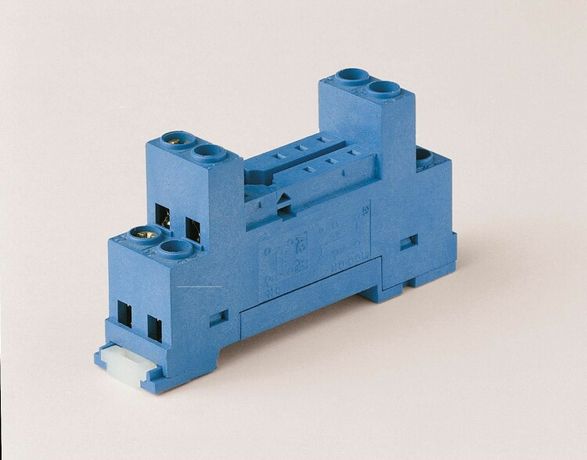 Розетка с винтовыми клеммами (с зажимной клетью) для применения 40.31 реле, Применять модули 99.01, синий, Поставляется 095.71 Металлической клипсой-держателем - 9563SMA FINDER 95.63SMA