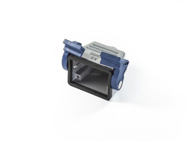 Корпус пустой 6 полюсов 16А верхний ввод 2 фиксатора EMAS EBM06GU32