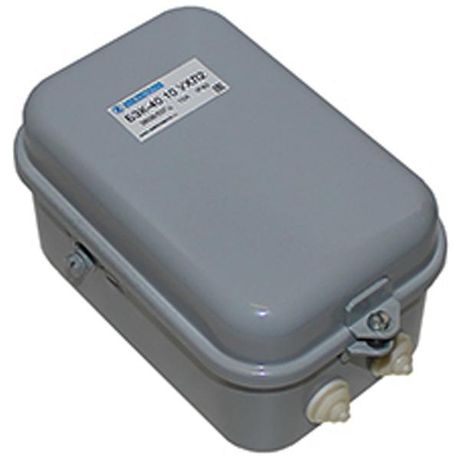 Блок зажимов контактных БЗК-40.8 УХЛ2 380В/50Гц 10А 8 клемм IP40 Электротехник ET003640