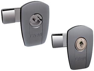 Замок с идентичными цилиндрическими вставками 2 ключа LC-ZSBIT-CS EATON 133104