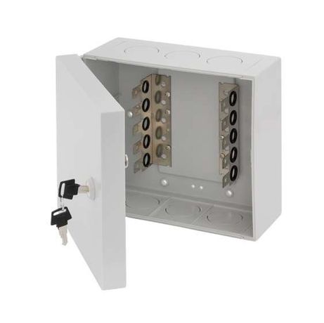 Бокс настенный распределительный на 5 плинтов (до 50-ти пар); с кронштейнами; пластиковый; замком; 188х210х105мм; сер. NIKOMAX NMC-WBPL5-PK ЭКО04845