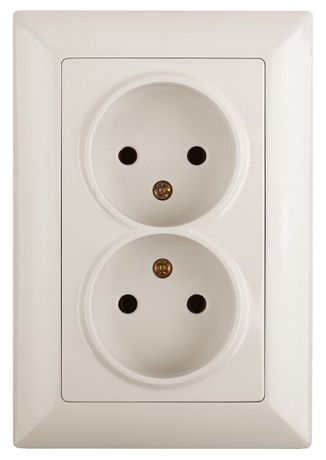 Розетка однофазная скрытого монтажа, в рамку без шторок слоновая кость 16А 250В IP20 4-204-02 Intro Solo - Б0053667 ЭРА