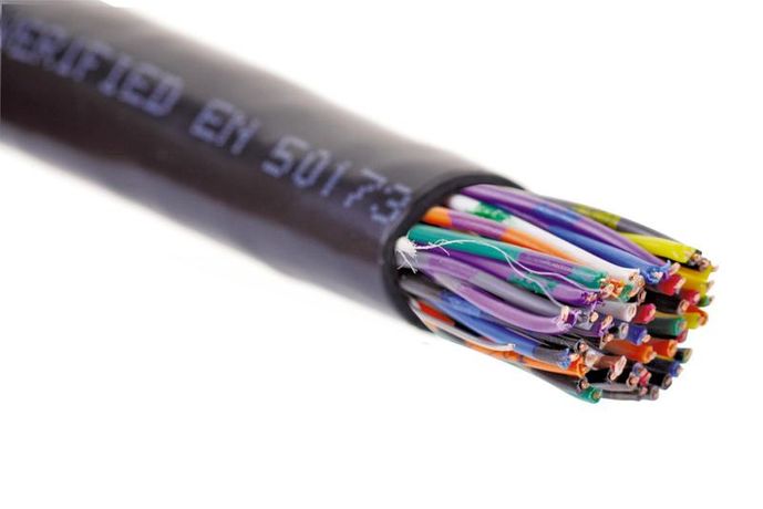 Кабель U/UTP кат.5 50 пар нгA-HF внешн./внутр. прокладки черн. Eurolan 19M-U5-89BL