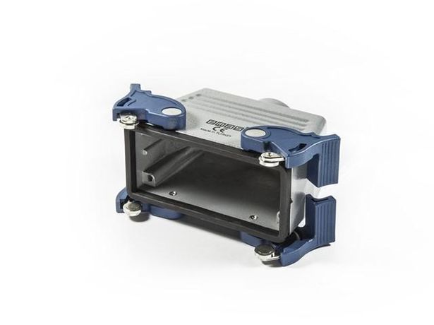 Кожух пустой 4-фиксатора 16 полюсов 16А EMAS EBM16GU34