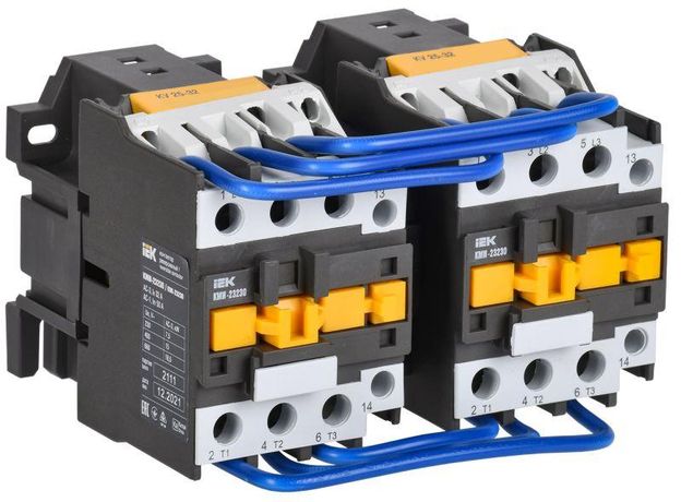 Контактор КМИ-23230 реверс 32А 400В/АС3 2НО | KKM23-032-400-20-1 IEK