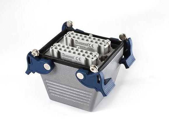 Розетка 32 полюса 4 фиксатора 16А EMAS EBM32PU34