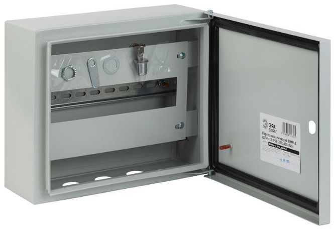 Корпус металлический навесной ЩРНг-12 IP54 (250х300х145) SIMPLE | Б0041689 ЭРА