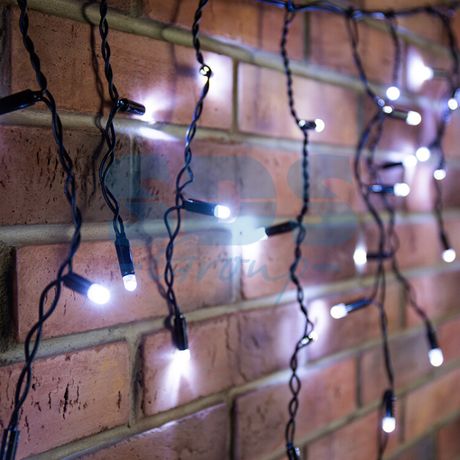 Гирлянда светодиодная "Айсикл" (бахрома) 2.4х0.6м 88LED бел. 7Вт 230В IP65 провод черн. (нужен шнур питания 303-500) Neon-Night 255-032