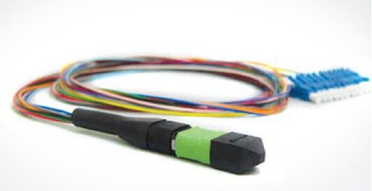 Кабель Гидра MTP c направляющими штырьками LC 12 волокон OM4 10Gig LSZH 1.0 м - 42875 Hyperline