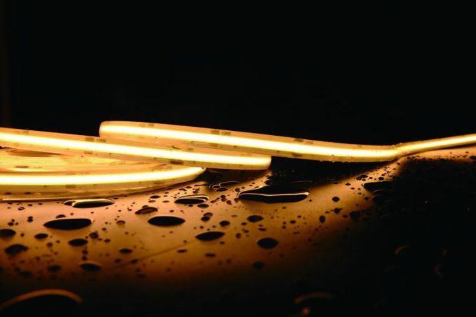 Лента светодиодная 10Вт/м 24В 3000K 12мм IP67 COB 480LED/м высокотемпературная (уп.5м) VARTON VLS-67-10-HT-12-480-30 VARTA