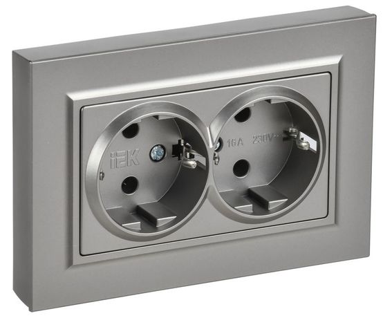 Розетка 2-м СП BRITE РСПл12-3-БрС 16А в сборе с заземл. без защ. шторок плоская сталь IEK BR-R27-16-K46-F