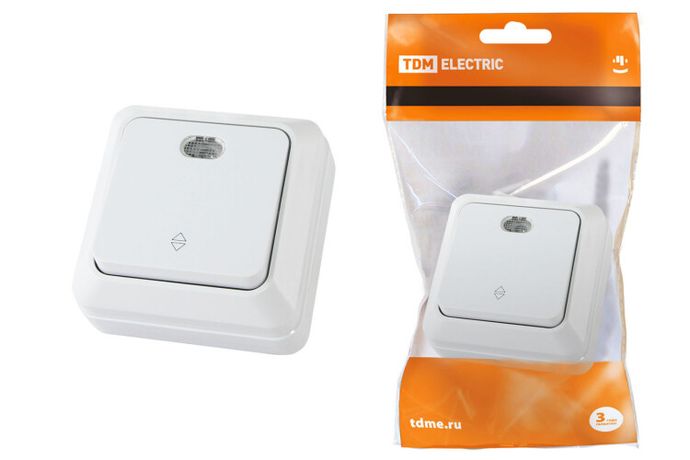 Переключатель на 2 направления одноклавишный открытой установки с подсветкой IP20 10А, белый ''Ладога'' - SQ1801-0011 TDM