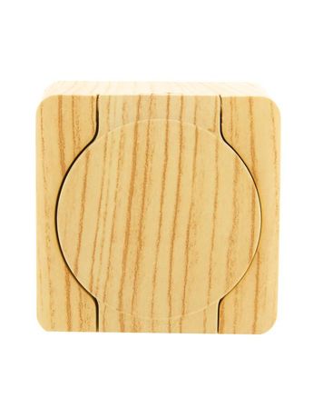 Розетка 1-м ОП Viola с заземл. крышкой беленый дуб LEZARD 751-5200-123