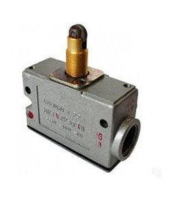 Микровыключатель МП 1305 У2 исп.03 IP54 толкатель с поперечным расположением ролика фронтальный гайки Электротехник ET510191
