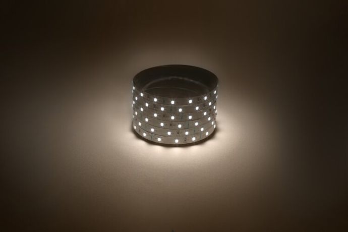 Лента светодиодная LS2835-60LED-IP20-WW-eco-5m 12В IP20 Made In China арт. Б0035587