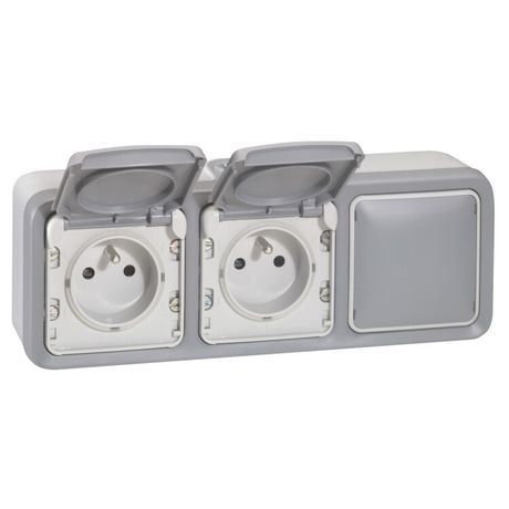 Коробка установочная ОП 3-м Plexo горизонт.сер. Leg 069680 Legrand