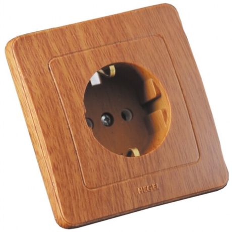 Розетка скрытая с заземлением со шторками дуб - РС16-312-05 HEGEL