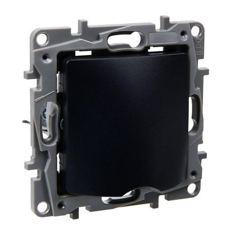 Вывод кабеля IP21 - Legrand Etika антрацит | 672629